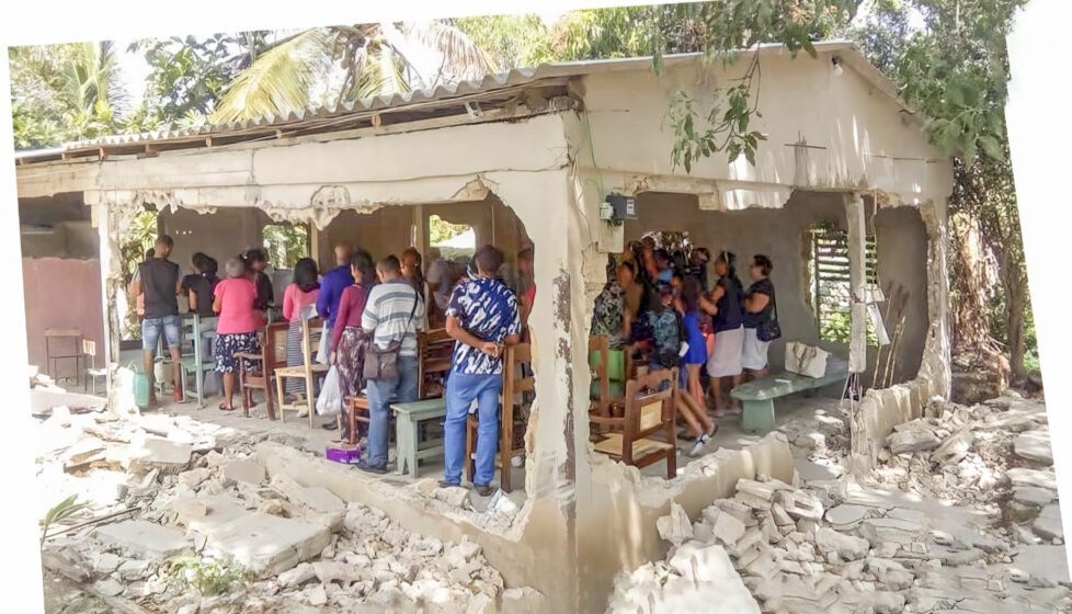 Mazos, excavadoras y encarcelamientos no detendrán el Evangelio