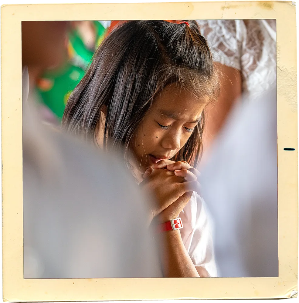 Girl praying