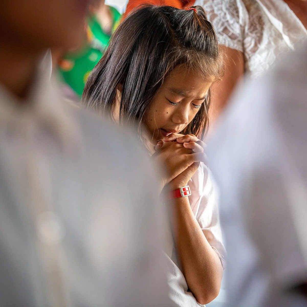 Girl praying