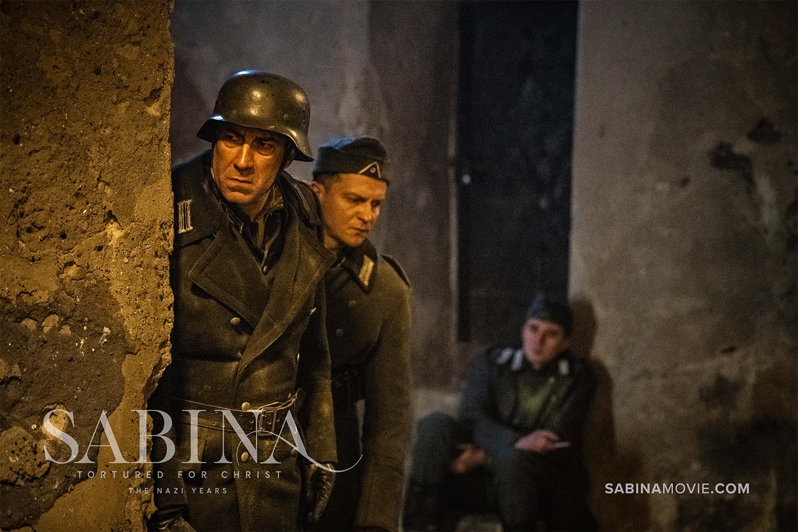 Two soldiers glaring around corner.