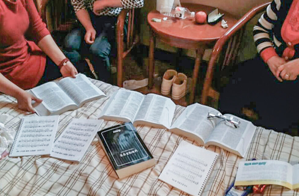 North Korean Woman Trafficked as a Child, Now Serves Jesus North Koreans Worshipping